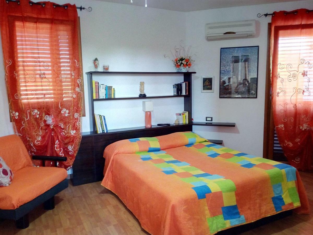 B&B Leonida Tarent Zewnętrze zdjęcie