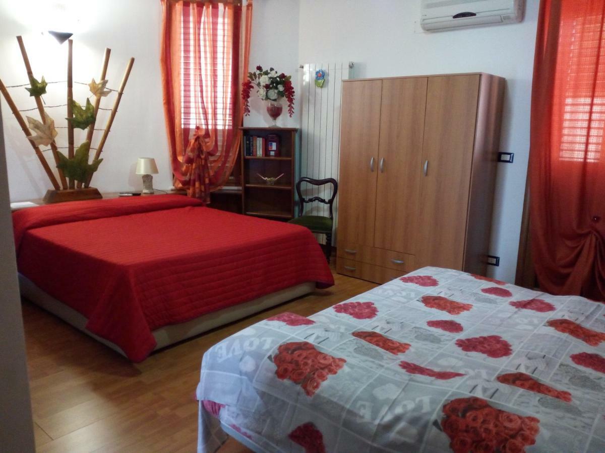 B&B Leonida Tarent Zewnętrze zdjęcie